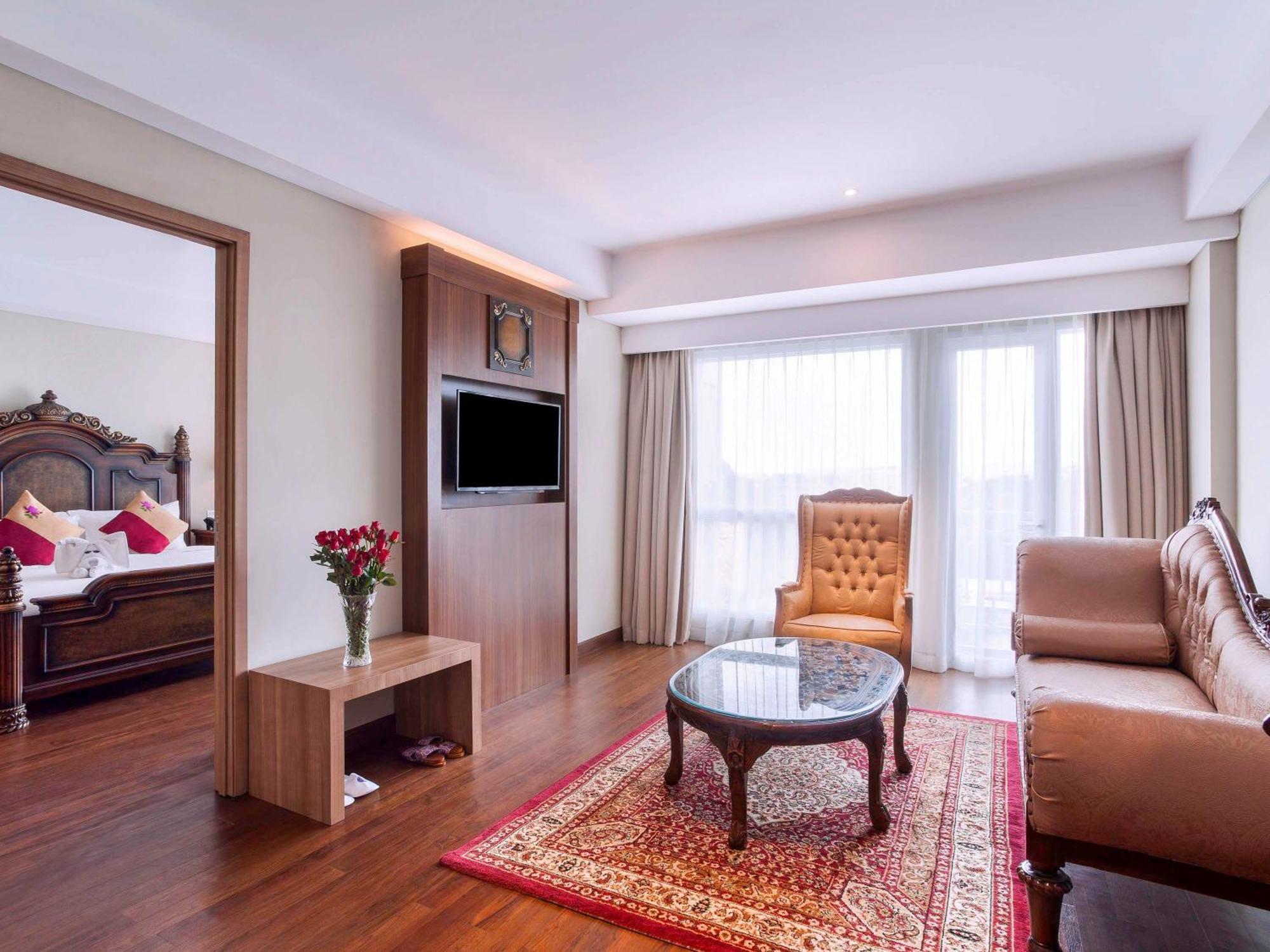 Grand Mercure Yogyakarta Adi Sucipto Pakualaman Luaran gambar